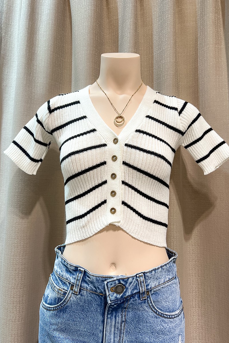 TOP CUELLO LINEAS PERLA